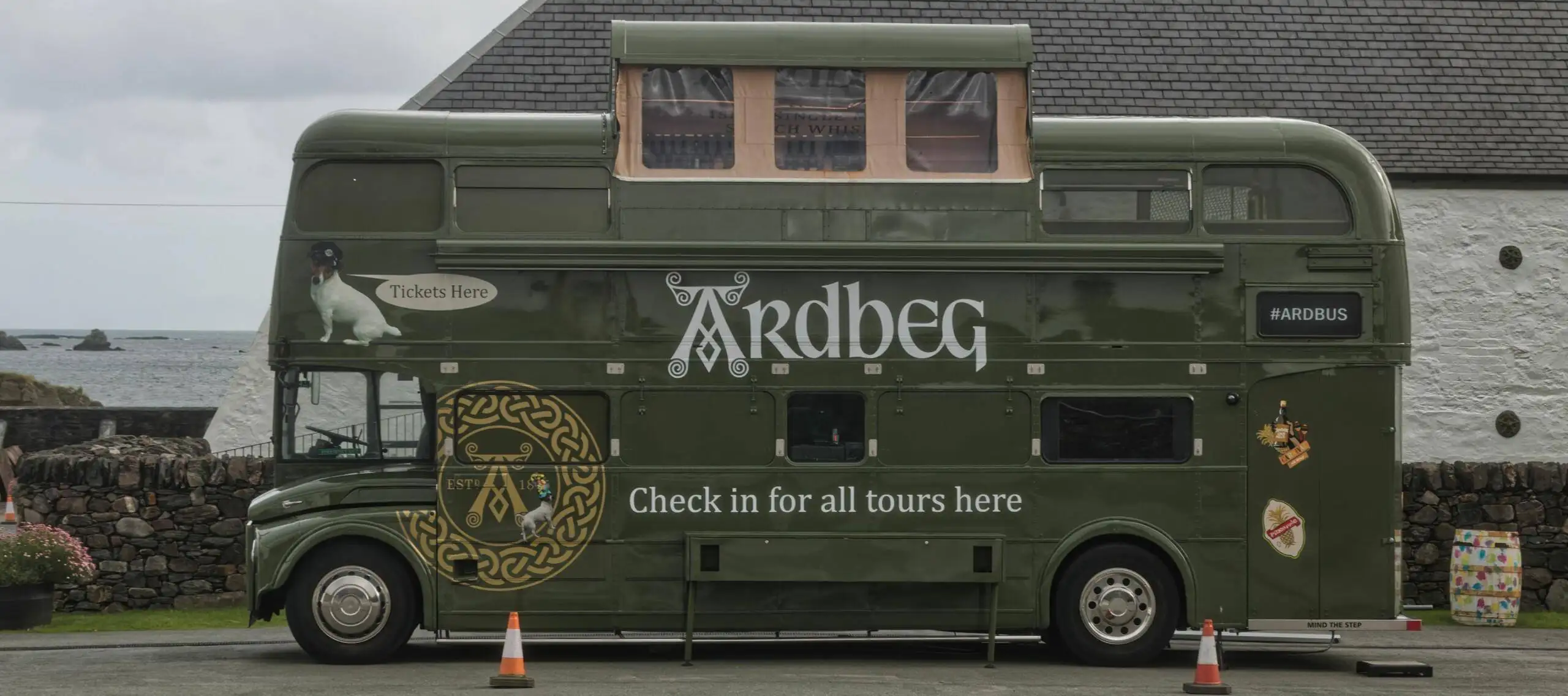 Ardbeg Bus - er steht an Messen