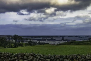 Ardbeg - Sicht von der Strasse